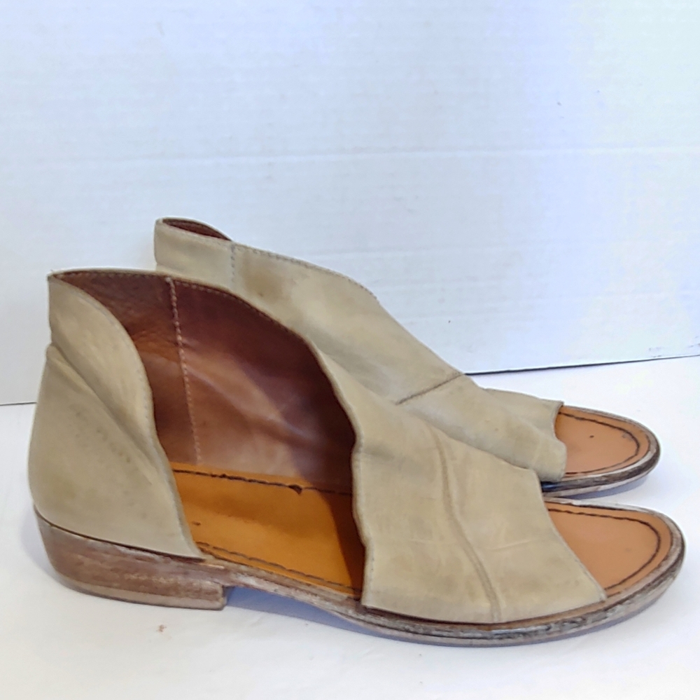 Free people mont blanc sandal in dove grey